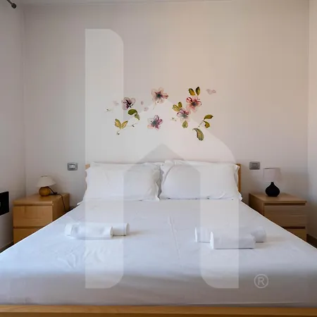 Homiday - Bordopineta 3* Pineto