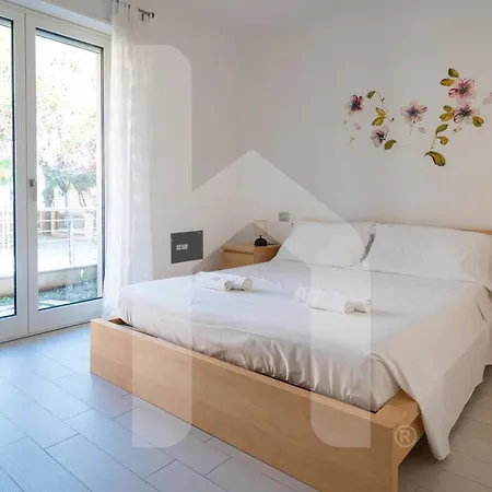 Aparthotel Bordopineta Pineto