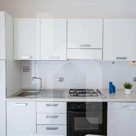 Homiday - Bordopineta Apart Otel Pineto