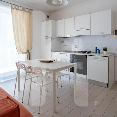 Apart Otel Homiday - Bordopineta Pineto