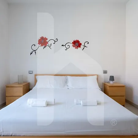 Homiday - Bordopineta 3* Pineto