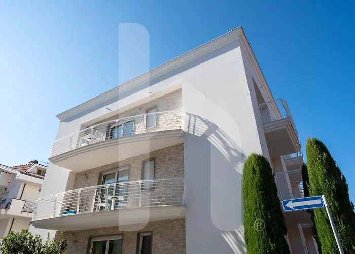 Homiday - Bordopineta Pineto