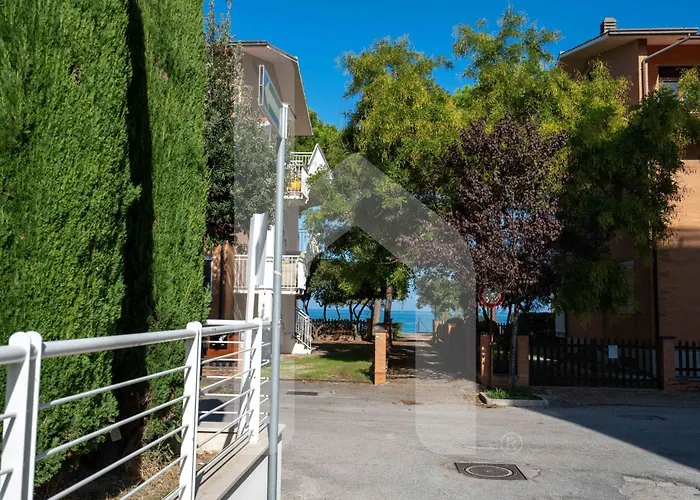 Homiday - Bordopineta Pineto