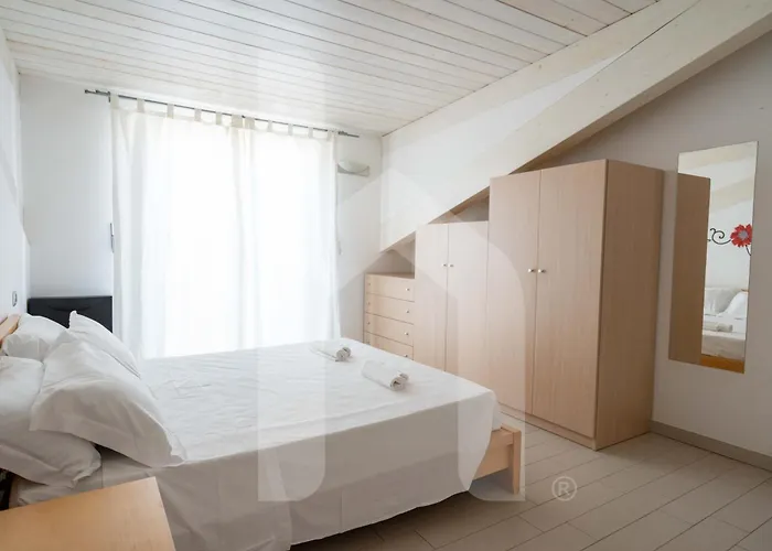 Homiday - Bordopineta Aparthotel 3*