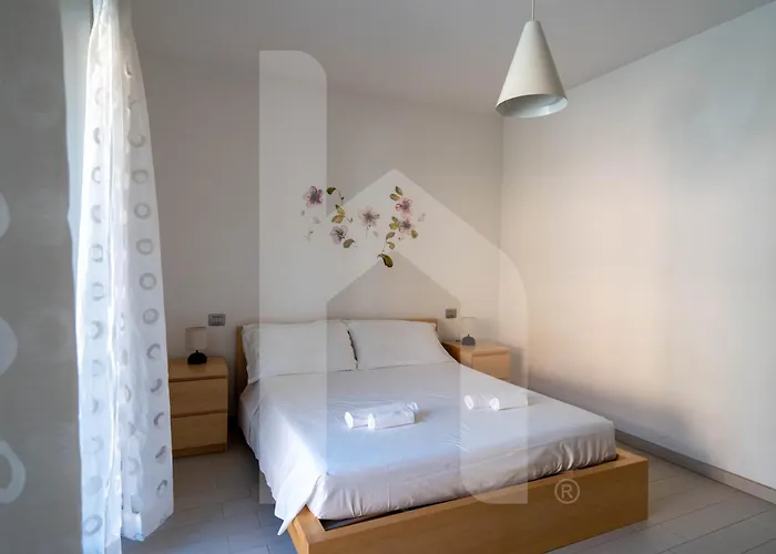 Aparthotel Homiday - Bordopineta