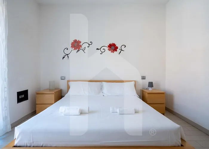 Homiday - Bordopineta 3* Pineto